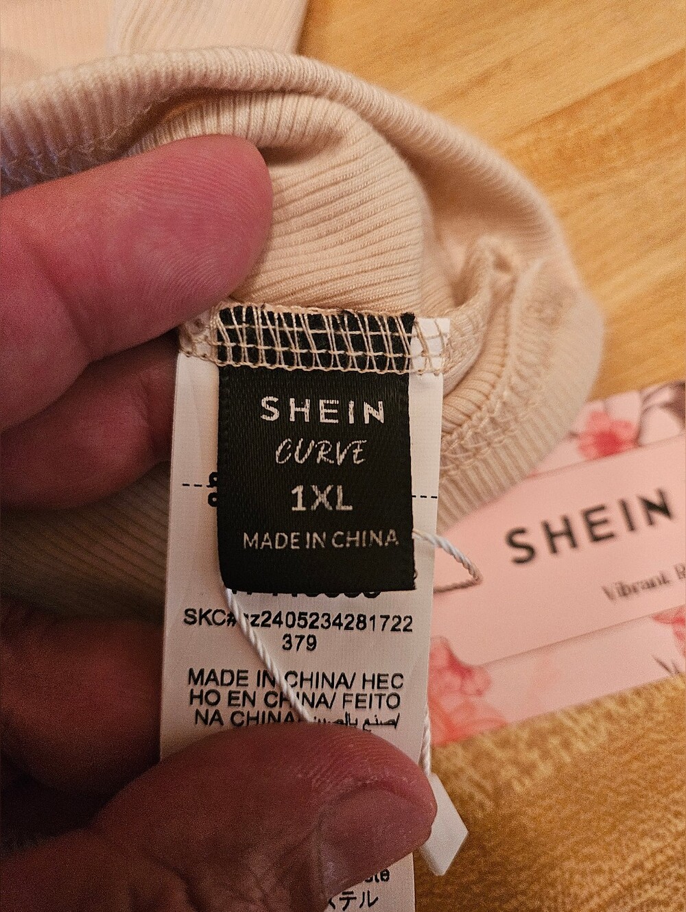 SHEIN MOD Beige Ribbed Lace Trim Crop Cami Top 1XL - Picture 4 of 6